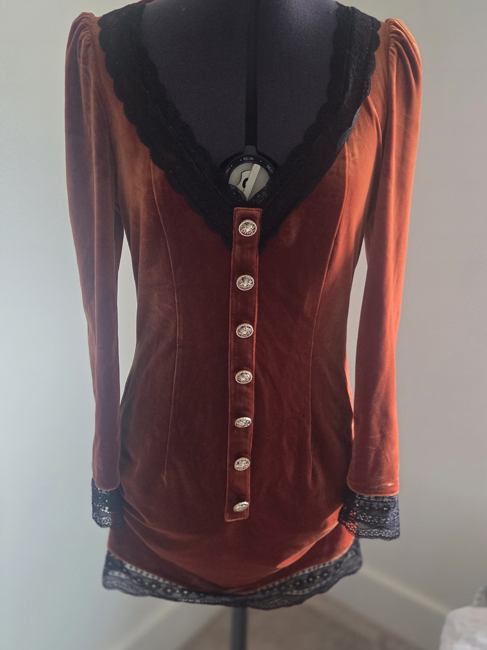 NWT- Women's Velvet Long-Sleeve Button Front Top with Lace Trim - Rust